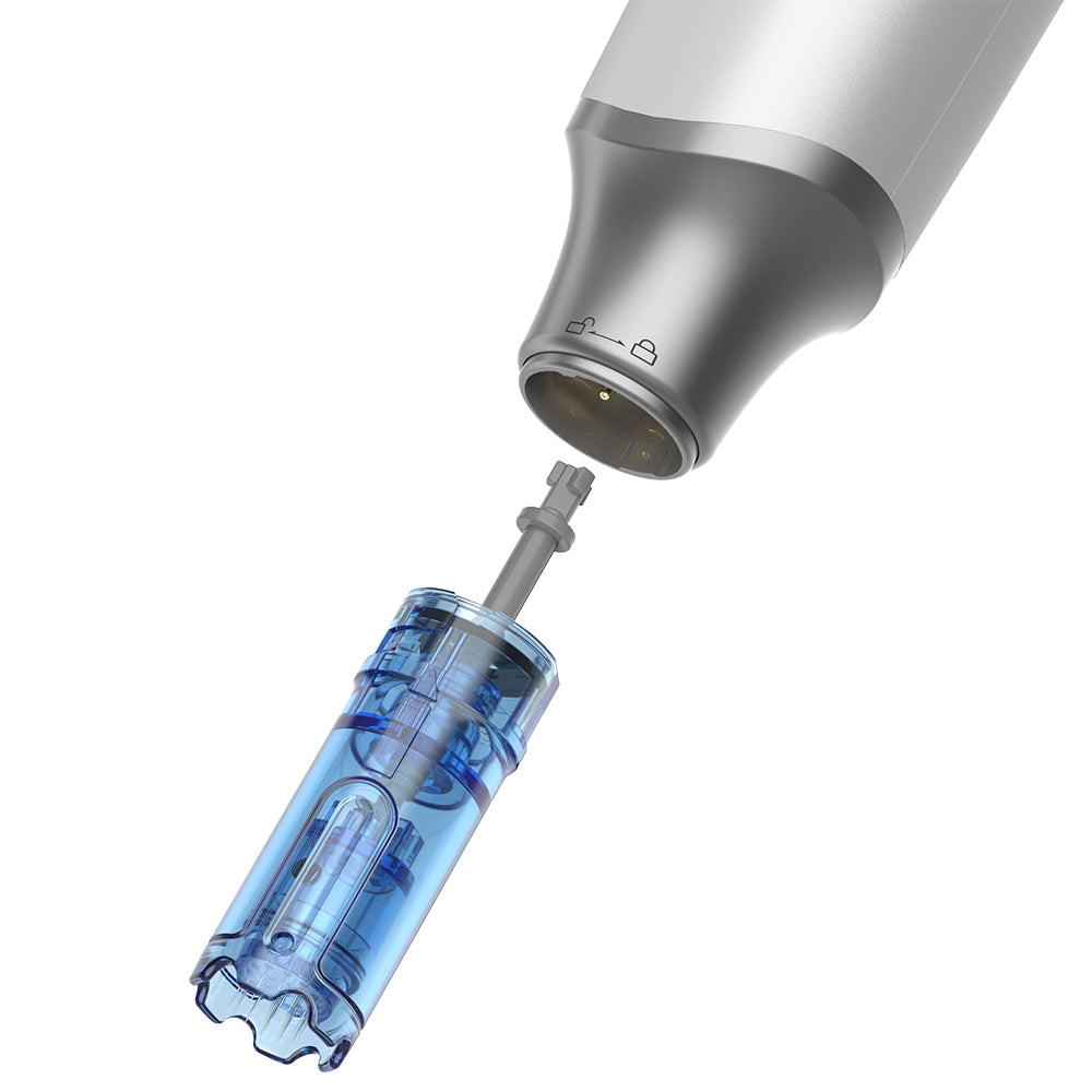 Nahaufnahme von Dr. Pen M9 und austauschbarer Nadelkartusche für eine sichere und hygienische microneedling-Behandlung.