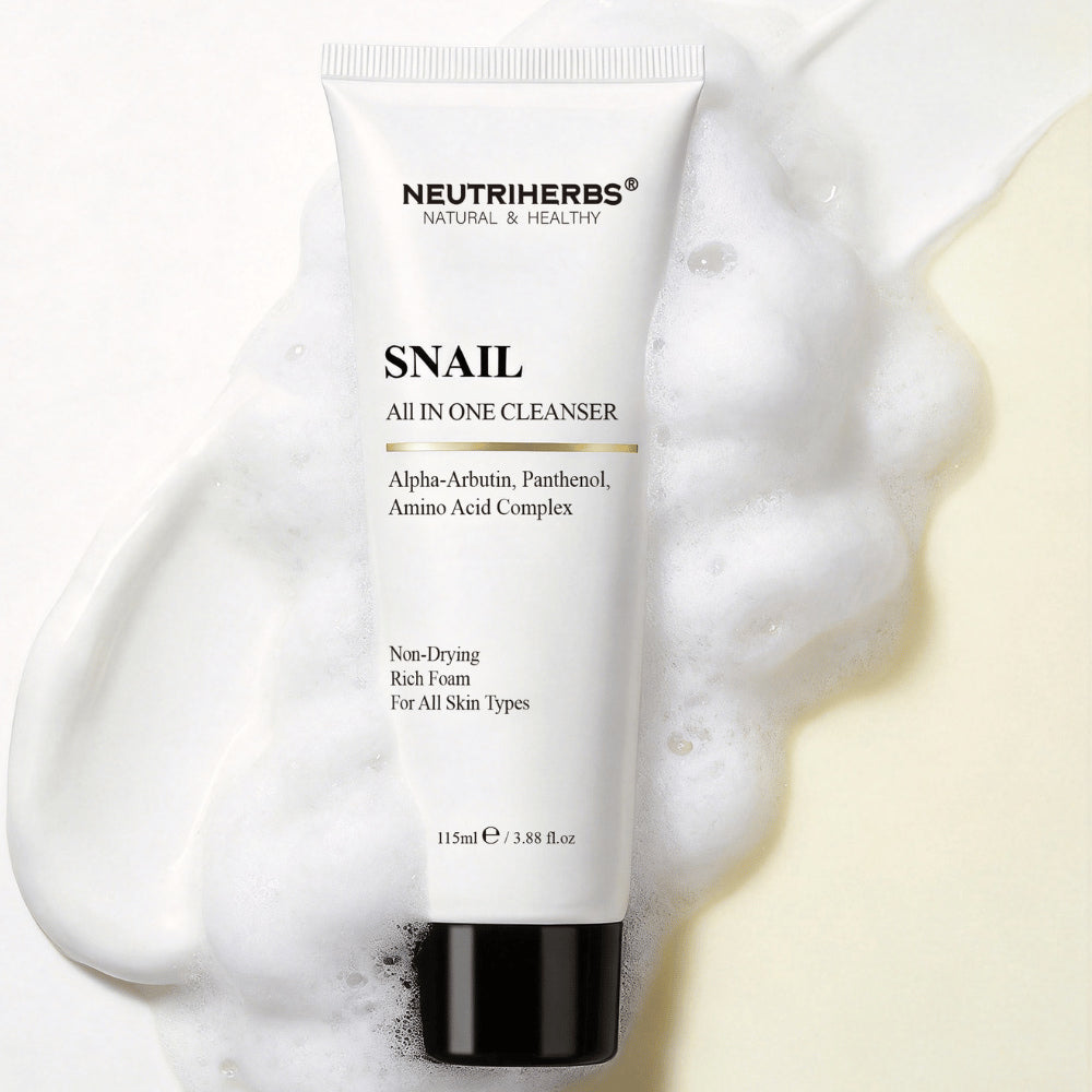 Neutriherbs Snail All In One Cleanser mit Reinigungsschaum – sanfte Gesichtsreinigung, die Schmutz, Talg und Make-up effektiv entfernt, ohne die Haut auszutrocknen.